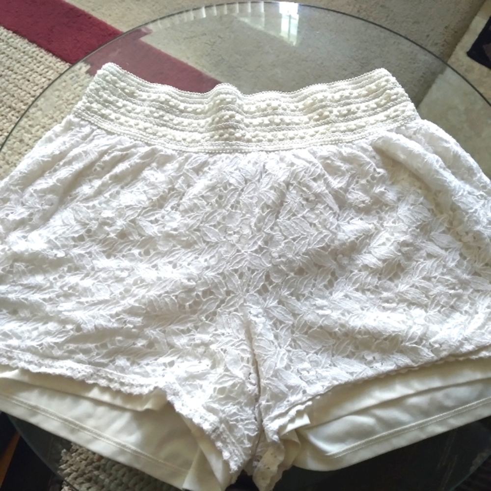 Cute Maurices Shorts, Size Large